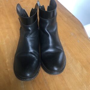 Stella Monelle Boots